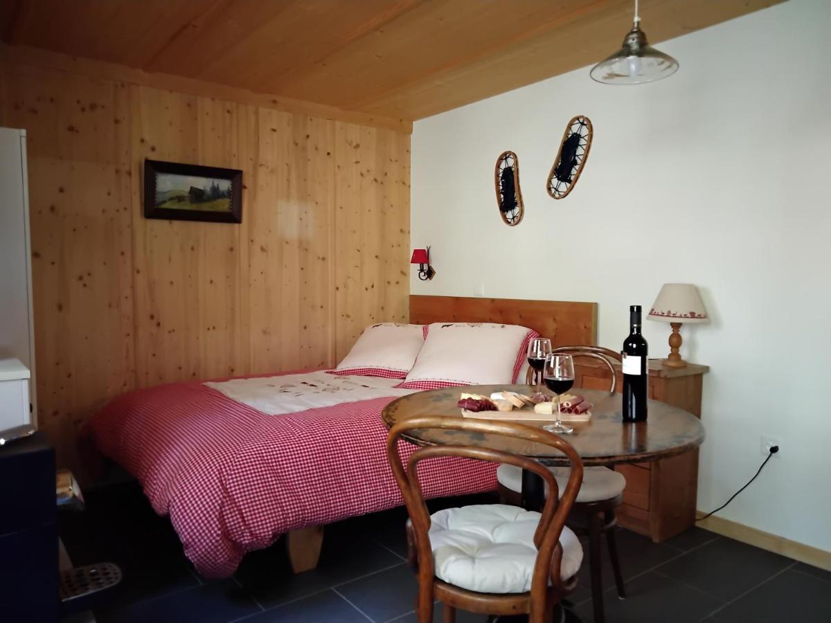 Chez Pierre Apartamento Praz-de-Fort Exterior foto